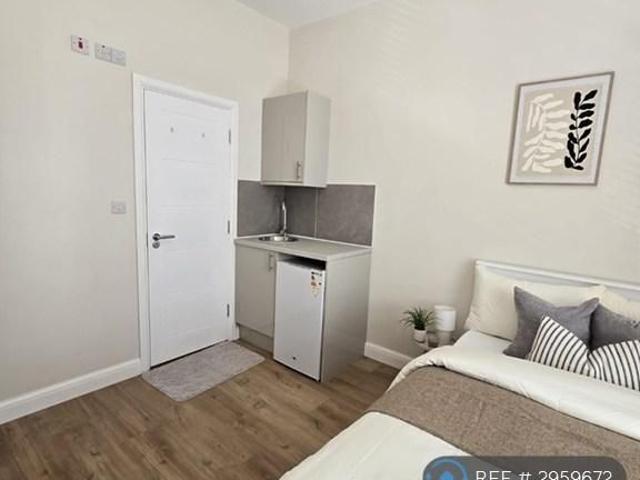Room for rent in Stroud Green, Greater London