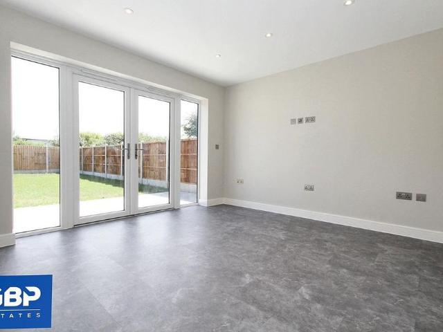Room for rent in Stanford-le-hope, Essex