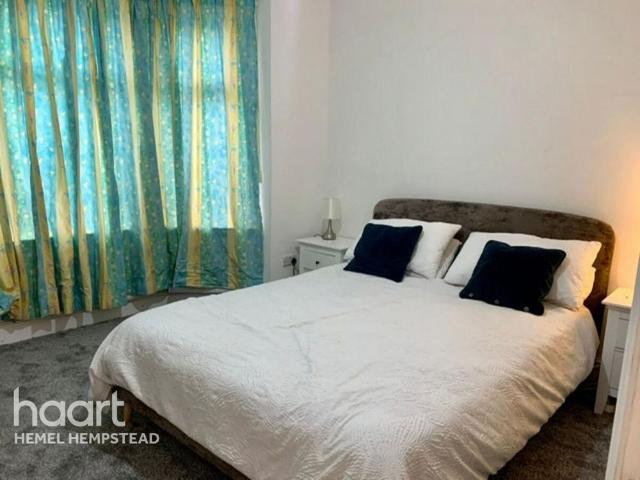 Room for rent in Holywell Estate, North Watford