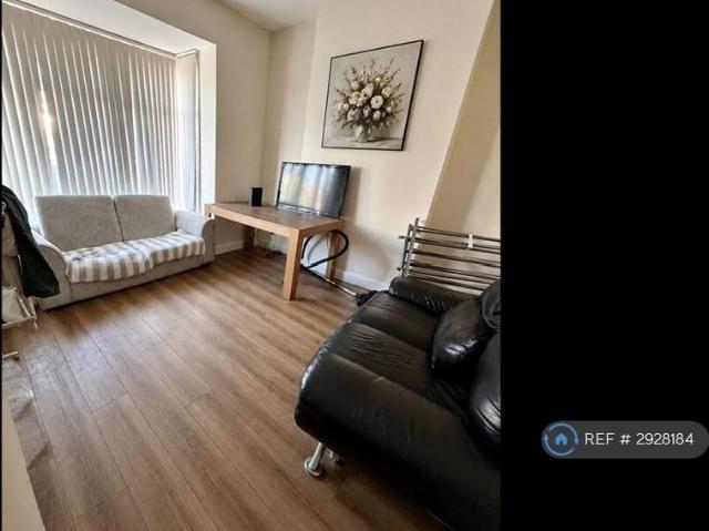 Room for rent in Gravelly Hill, West Midlands