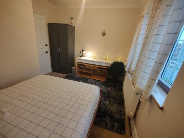 Room for rent in London Borough of Croydon, Greater London