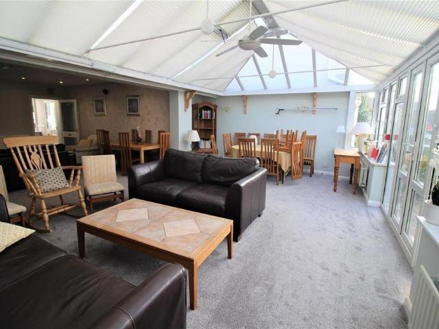 Room for rent in Bourne Retail Park, Salisbury
