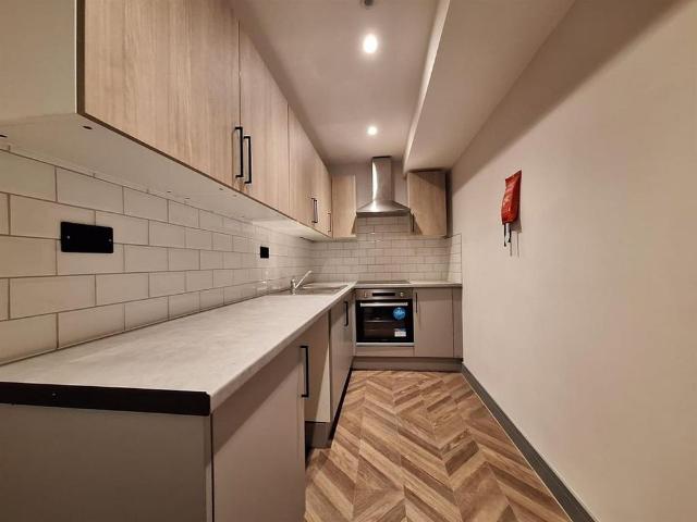 Room for rent in Yiewsley, Greater London