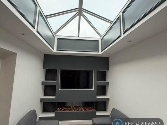 Room for rent in Winton, Salford