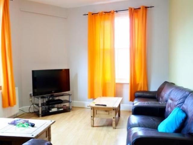 Room for rent in Kenwood, South Yorkshire