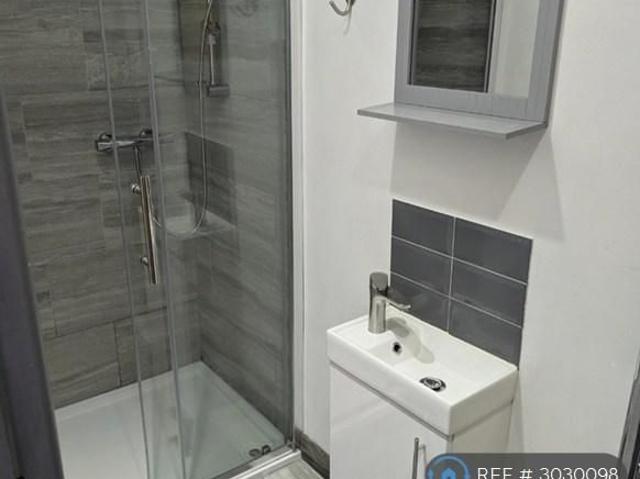 Room for rent in St Augustines, Chesterfield