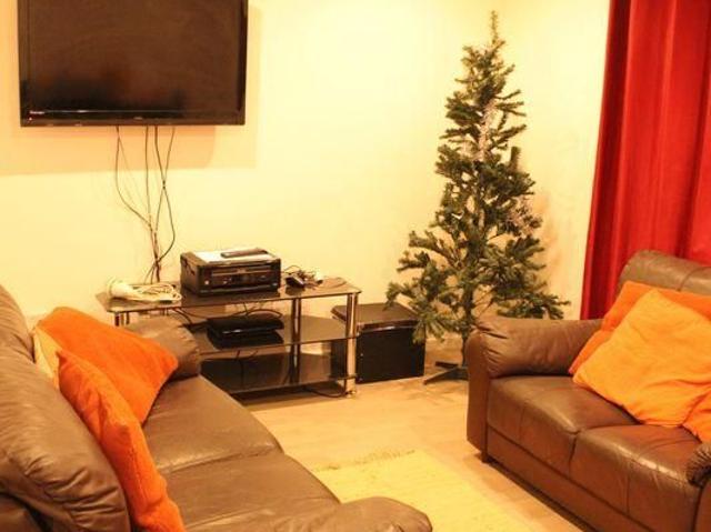 Room for rent in St John's, Worcestershire