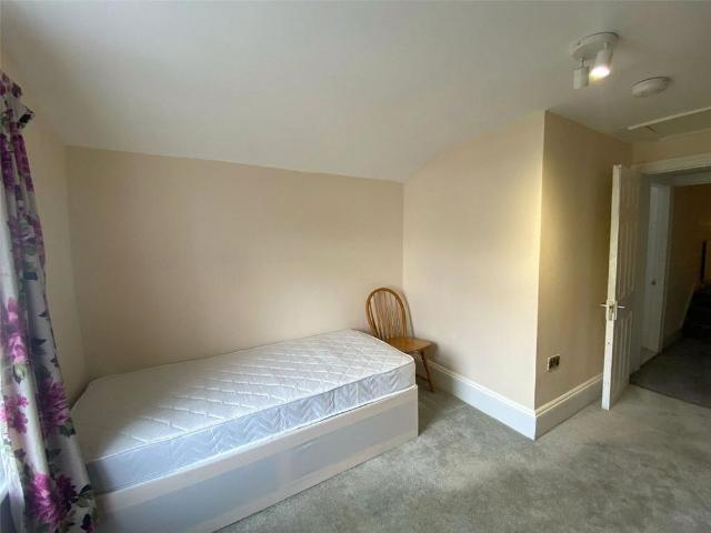 Room for rent in Crofton Park, Greater London