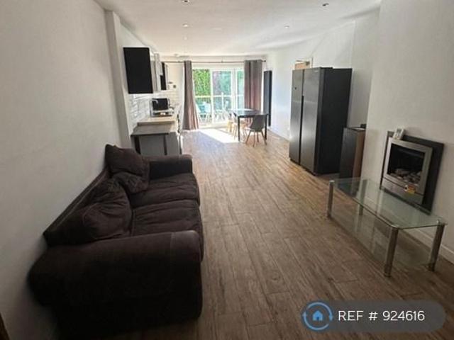 Room for rent in Guildford Park, Guildford