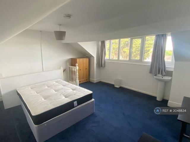 Room for rent in Downend, Kingswood