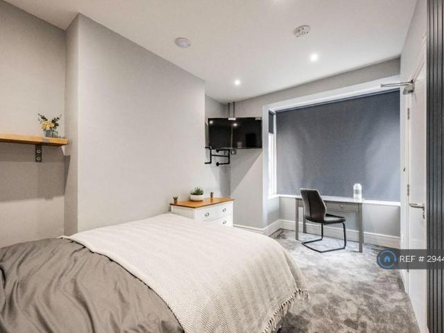 Room for rent in Earlham Rise, East Bank