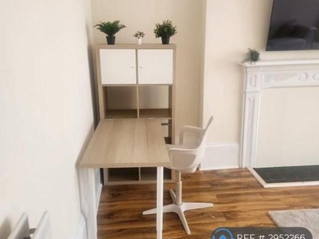 Room for rent in Semilong, Northampton