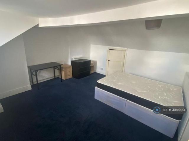 Room for rent in Downend, Kingswood