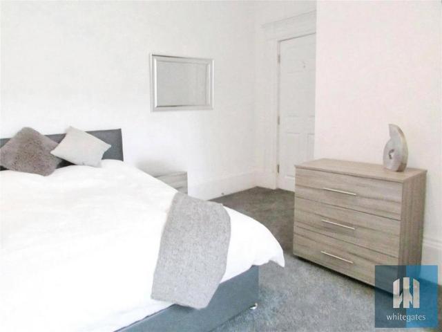 Room for rent in Highfields, Huddersfield