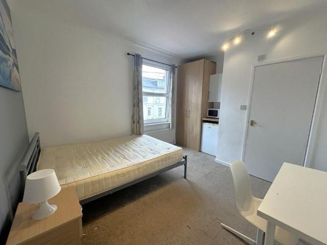 Room for rent in Reading