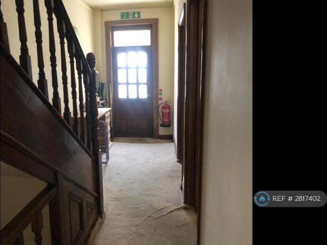 Room for rent in Troy Town, Rochester