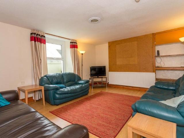 Room for rent in Stonehouse, Plymouth