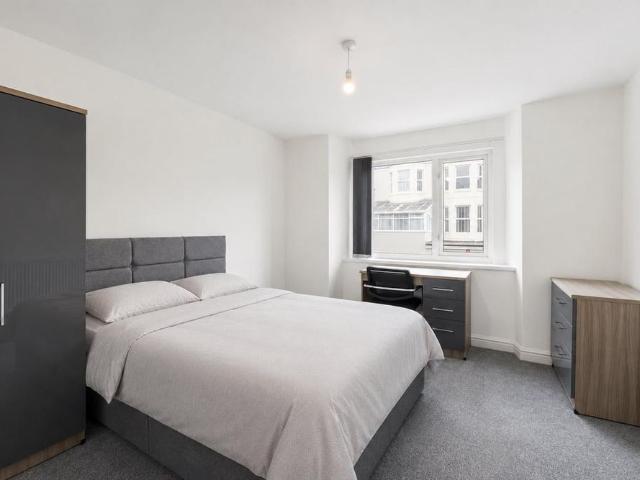 Room for rent in Greenbank, Plymouth
