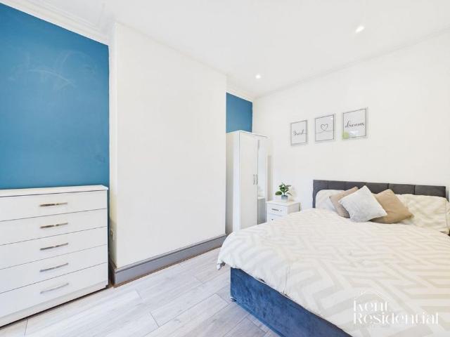 Room for rent in Chatham