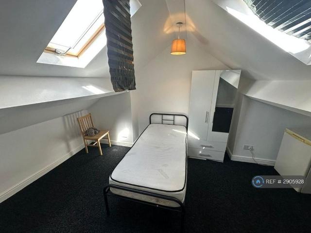 Room for rent in West Yorkshire