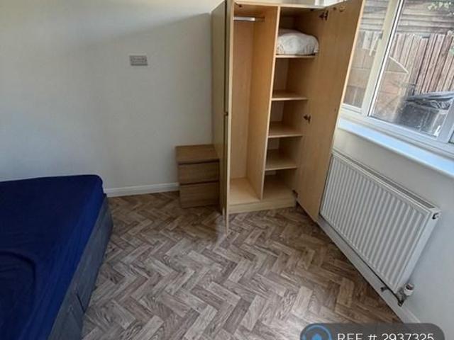 Room for rent in Moulsham, Chelmsford
