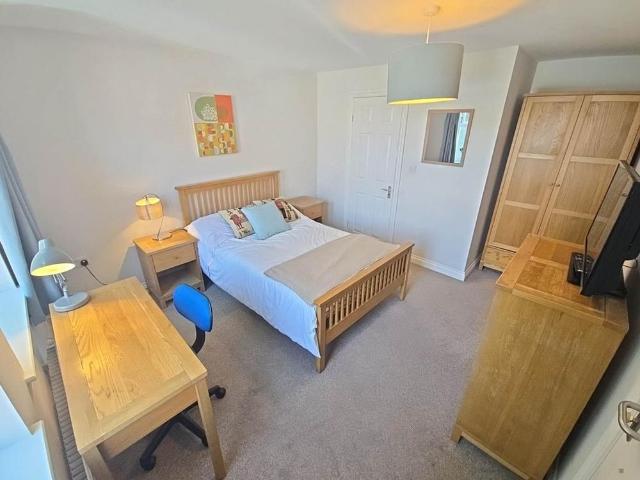Room for rent in Shinfield