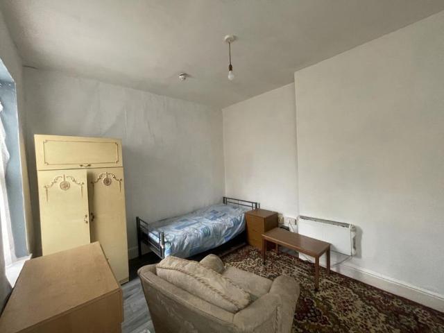 Room for rent in Wake Green, West Midlands
