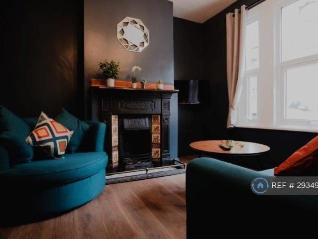 Room for rent in East Cliff, Acol