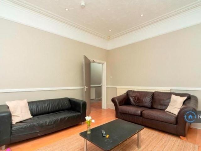 Room for rent in Victoria Park, Manchester