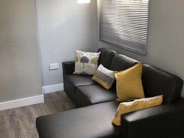 Room for rent in Atherstone CP, Gun Hill