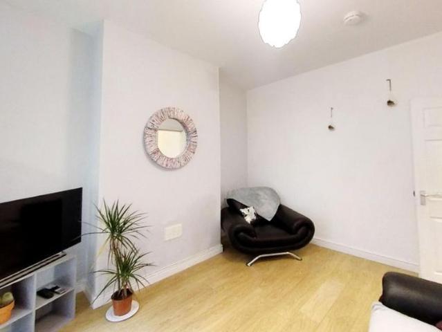 Room for rent in Northgate Village, Two Mills
