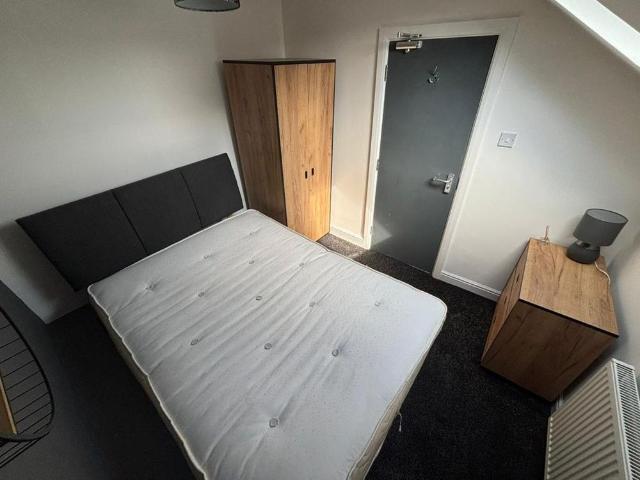 Room for rent in Wombwell, Barnsley