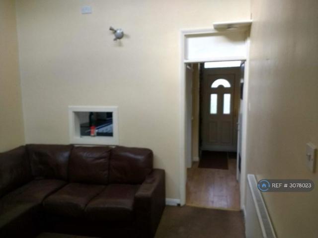 Room for rent in Hales Place, Canterbury