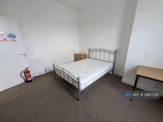 Room for rent in South Cliff, Kepwick