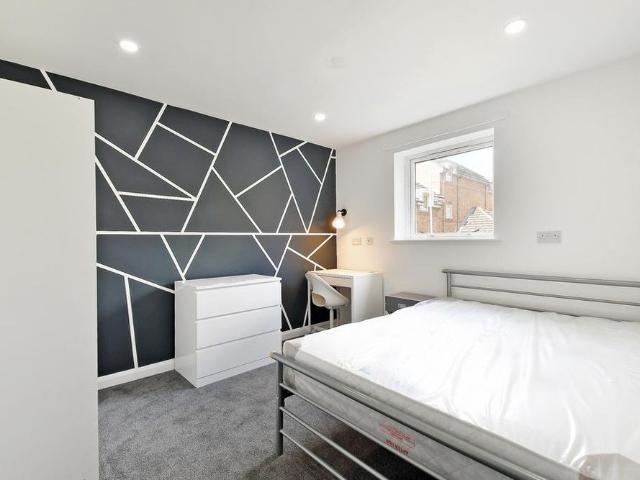 Room for rent in Park Hill, South Yorkshire