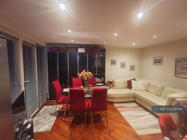 Room for rent in Colindale, Greater London