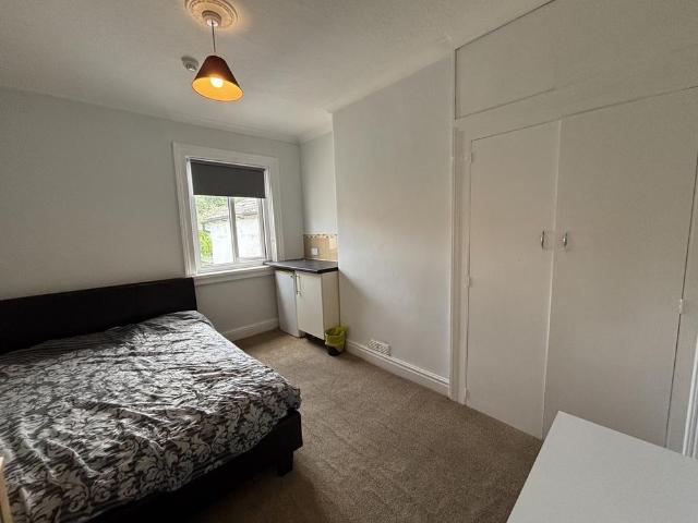 Room for rent in Wales