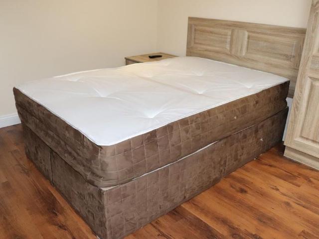 Room for rent in Black Friars, Old Wharf