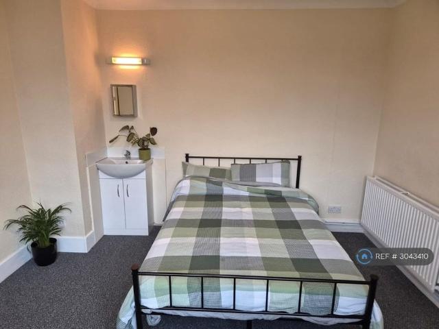 Room for rent in Moulsham, Chelmsford