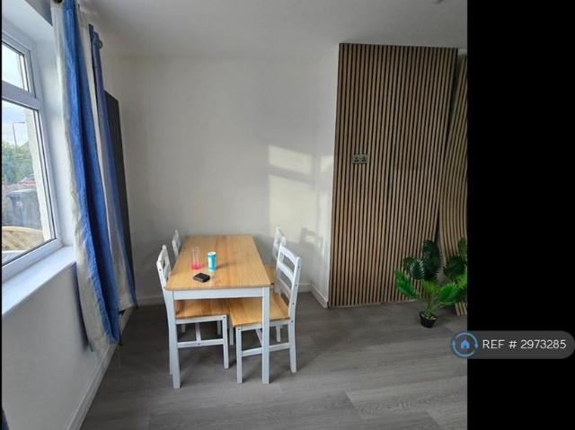 Room for rent in Feckenham, City Of Bristol