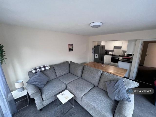 Room for rent in Upton, Acol