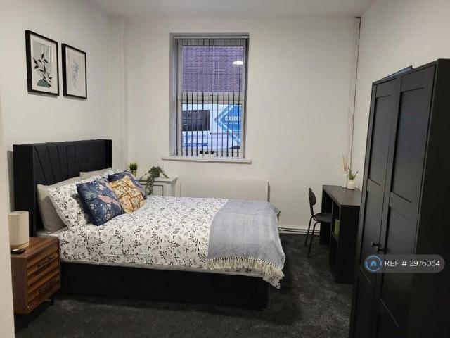 Room for rent in Gigg, Bury