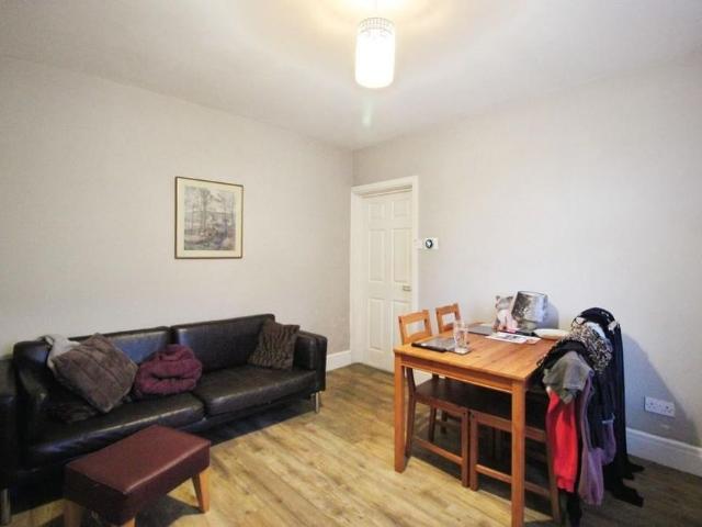 Room for rent in Hoole, Two Mills