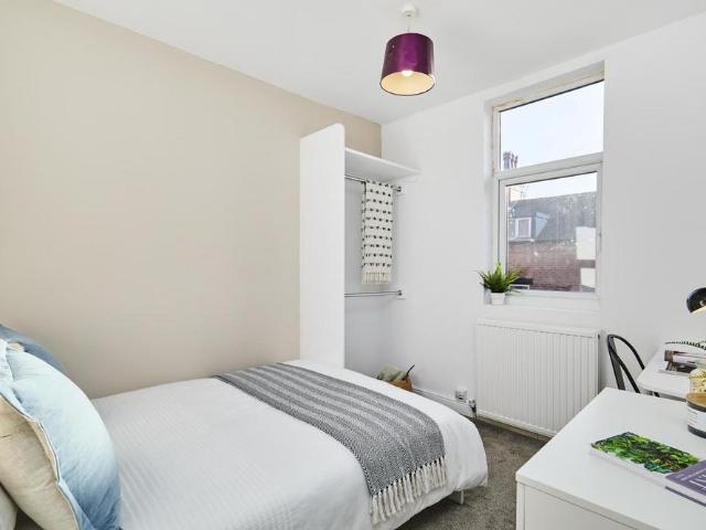 Room for rent in Woodhouse, West Yorkshire