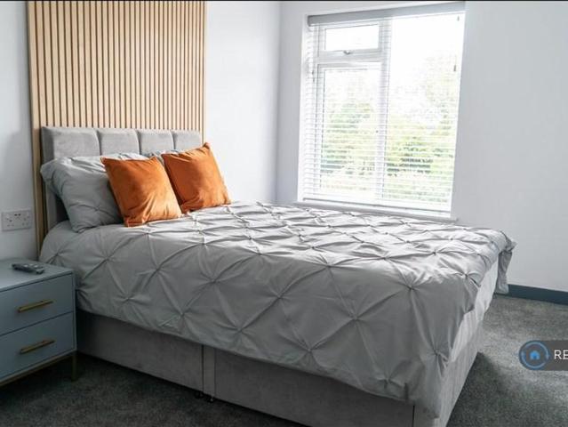 Room for rent in Lee Chapel, Essex