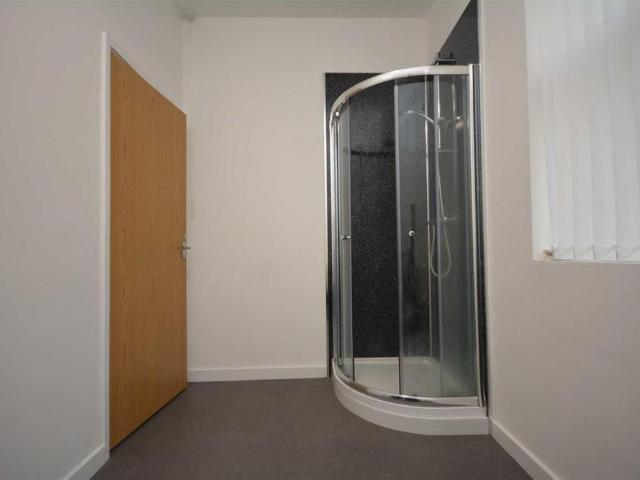 Room for rent in Wigan Pier, Wigan