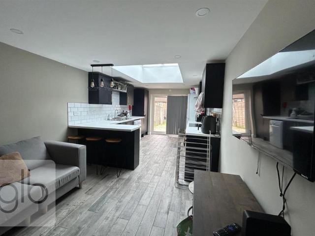 Room for rent in West Midlands