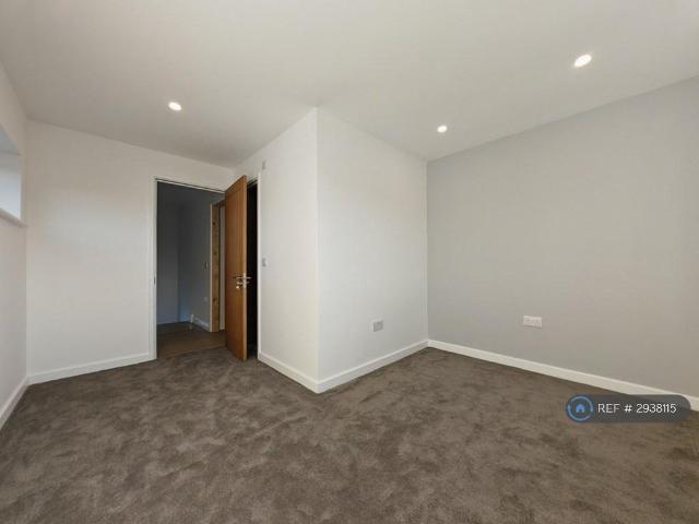 Room for rent in Corsham