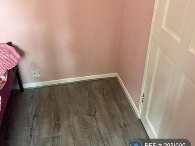 Room for rent in London Borough of Croydon, Greater London