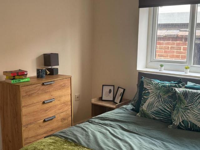 Room for rent in Hyde Park, South Yorkshire